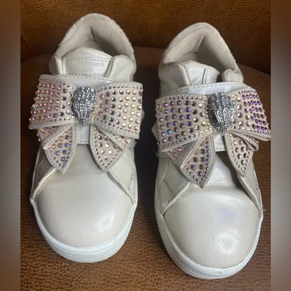 Kurt Geiger Kids Cream Sneakers with Sparkling Bow