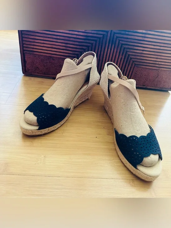 Women’s navy blue and Beige Wedge Sandals - Stylish - made in Spain