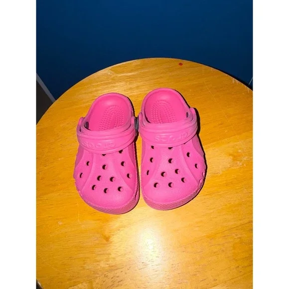 Crocs Toddler Classic Clogs Pink Slip‎ On Water Shoes Size 4 5 C4 C5