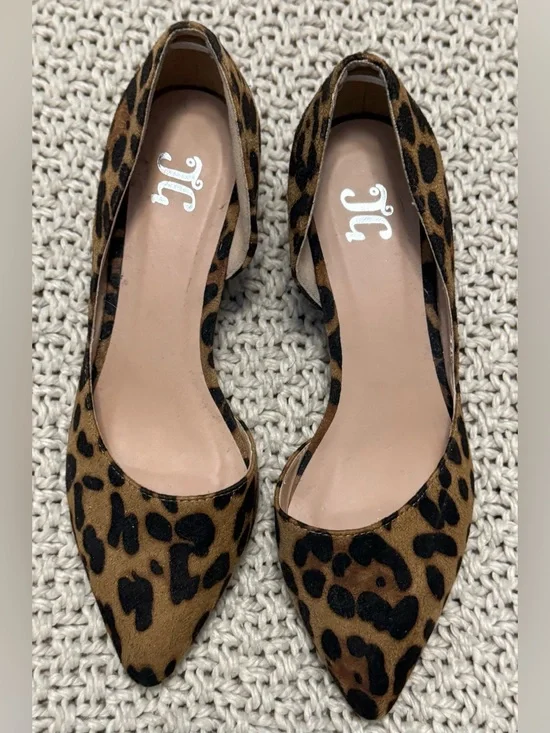 Journee Collection Leopard Print Pointed Toe Wedge- NWOB Brown/Black- Size 6