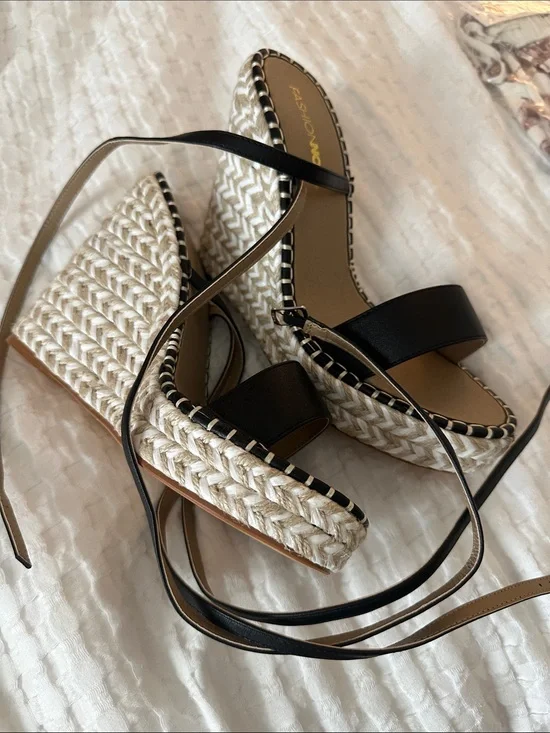 Fashion Nova Black Strap Espadrille Platform Wedges
