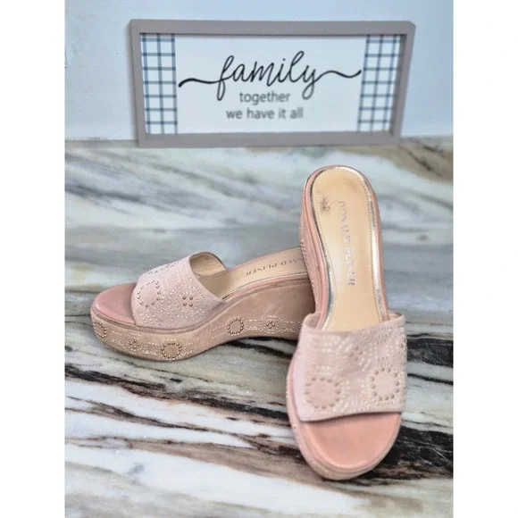 Donald Pliner Indie Blush Pink Suede Studded Wedge Sandals Womens 6M Platform