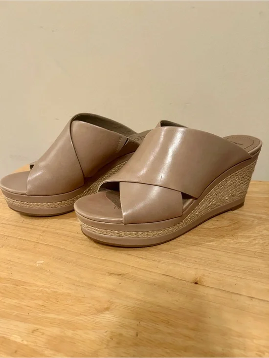 Lucca Lane Debbi Natural leather platform wedge sandals taupe women’s size 8