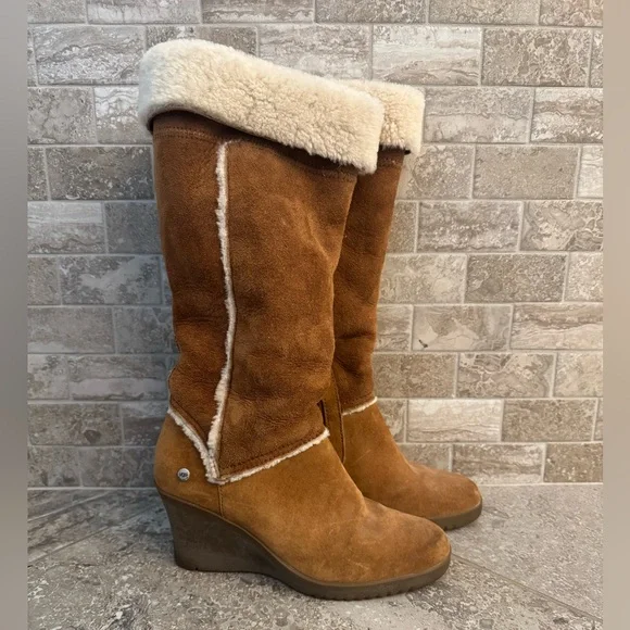 Womens UGG AUSTRALIA Brown Sheepskin Wedge Knee High Boots Size 8 EUR 39