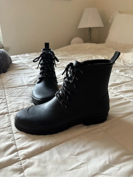 Madewell Black Lace-Up Ankle Rain Boots