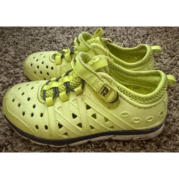 Stride Right Phibian Made 2 Play Yellow Green Water Shoes Size 11