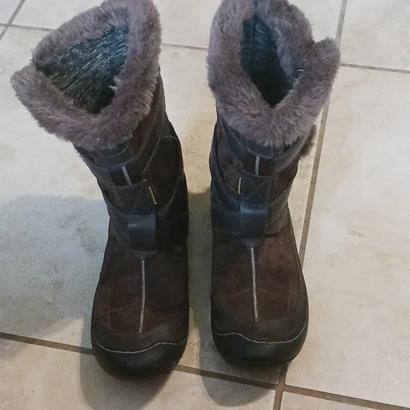 Privo by Clark's boots