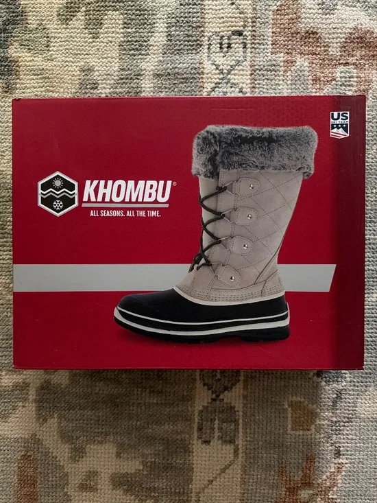 NWT Khombu Women’s Emily Boots Size 10