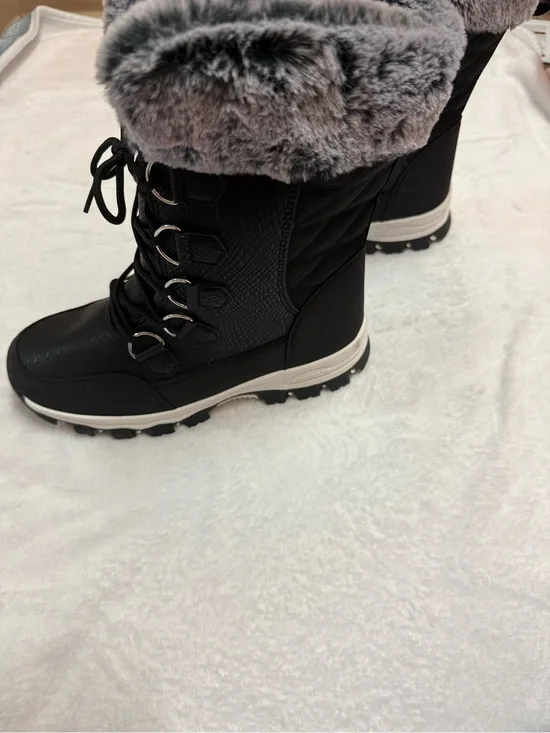 Black Faux-Fur Trim Winter Boots for Women