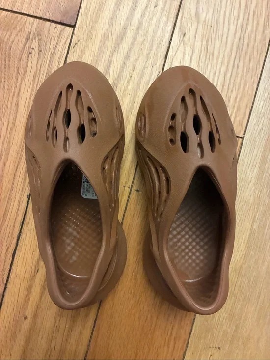 Yeezy Foam Runners - Infant 8kids