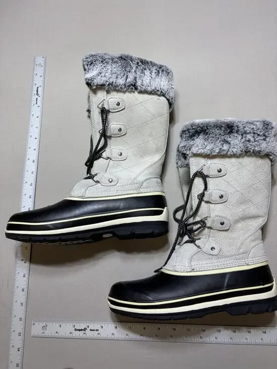 Khombu Emily Winter Snow Boots Womens Size 8 Gray Faux Fur Waterproof Duck Boots