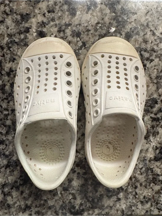 Native Kids Water Shoe Slip-On in Off-White