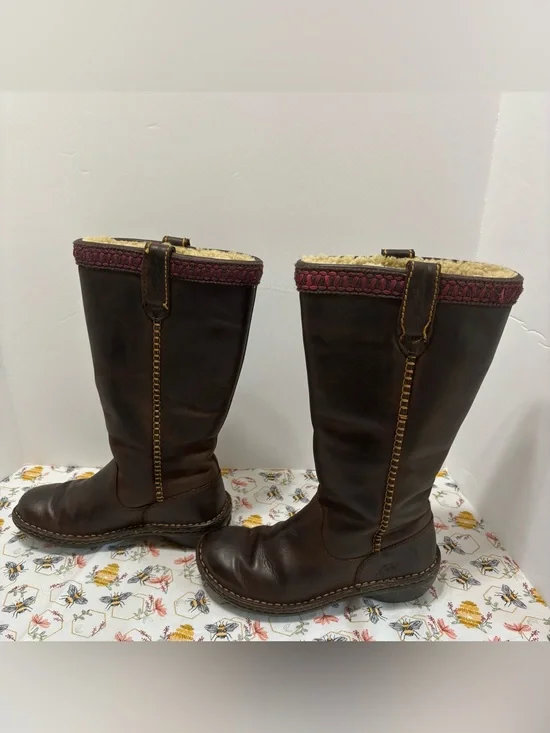 Brown Leather Shearling-Lined Knee Boots with Pink Trim