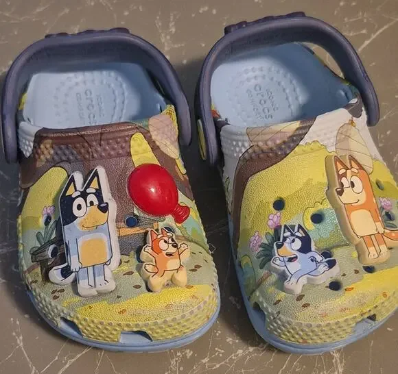 Bluey Toddler Crocs,Size C4