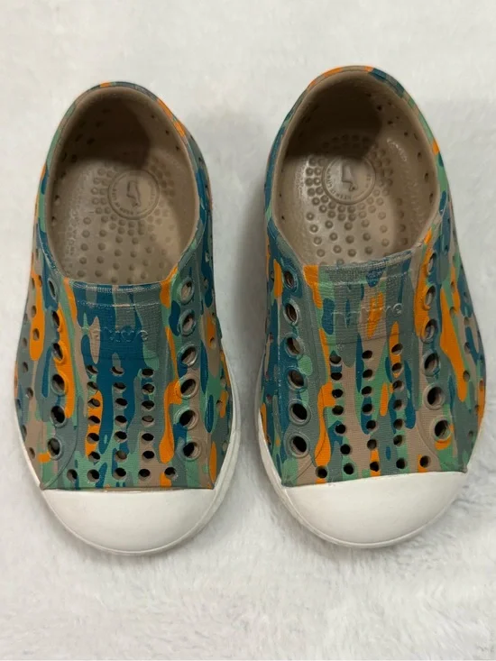 Native Jefferson Gray Camo Water Shoes Toddler 4 Slip On Summer Beach