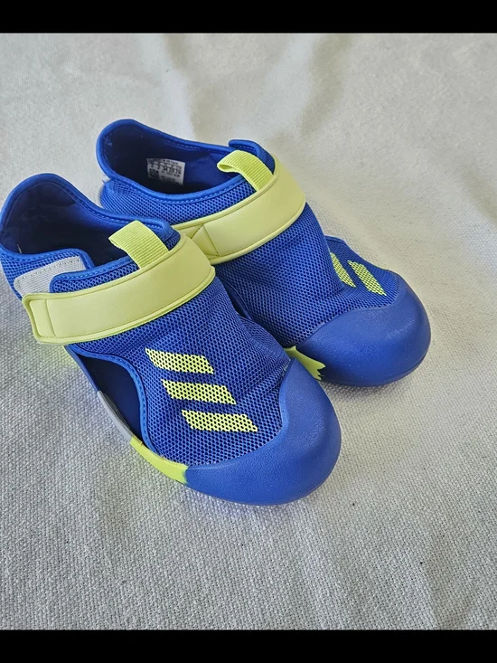 Adidas Altaventure Ct Boys Shoes Size 2