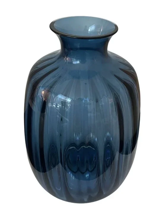Tonsätta Mouth-Blown Blue Glass Vase 8.25