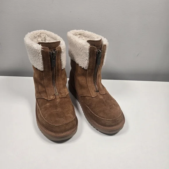 Koolaburra Chestnut Boots with Plush White Lining