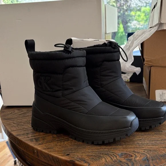 Calvin Klein Women's Black Puffer Winter Boots NELSA