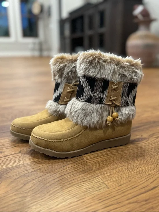 Jellypop Women's Tan Faux-Fur Ankle Boots with Knit Cuff