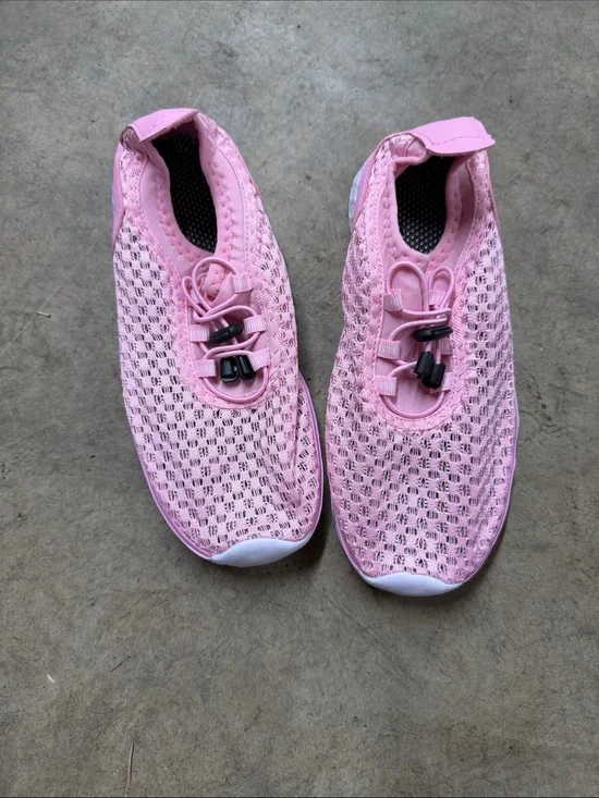 Kids Pink Slip-On Mesh Water Shoes