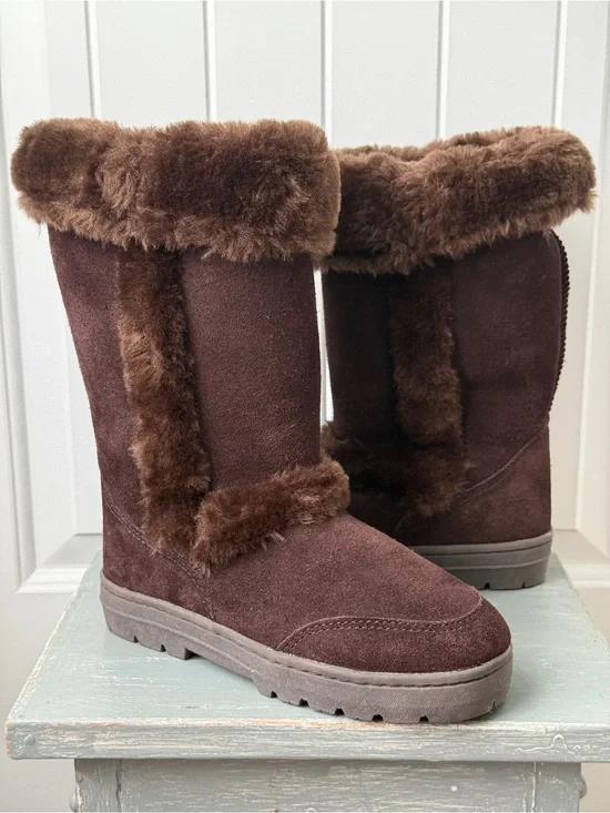 Style & Co Women’s Brown Suede Faux Fur Cold Winter Boots Size 6
