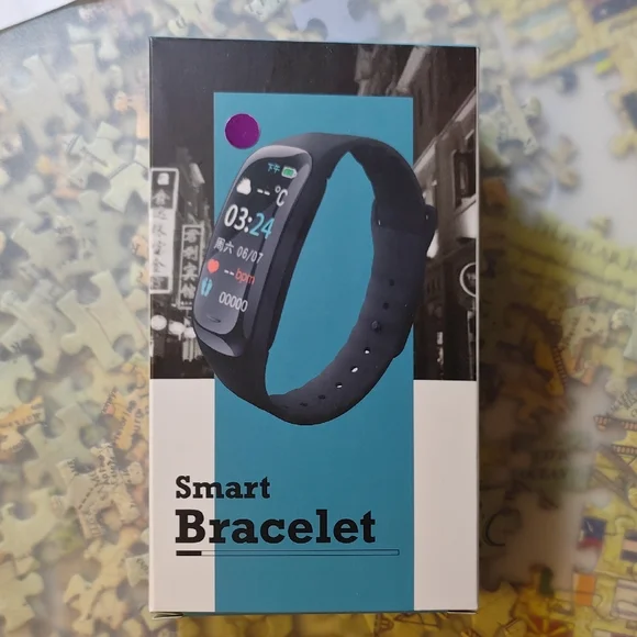 Advanced Fitness Tracker - Midnight Black