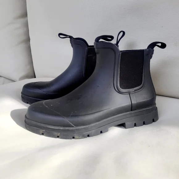 Everlane Lug Sole Rain Boots Size 8