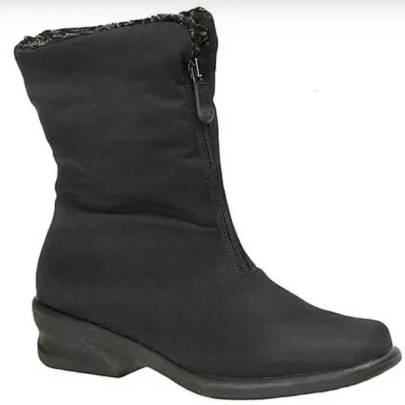 Toe Warmers Women's Michelle Boots in Size 11