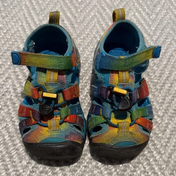 Keen Seacamp little kids. Toddler size 8
