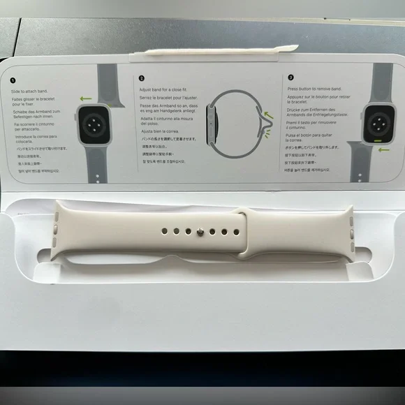 Genuine Apple Sports Band - 45 mm M/L - Starlight