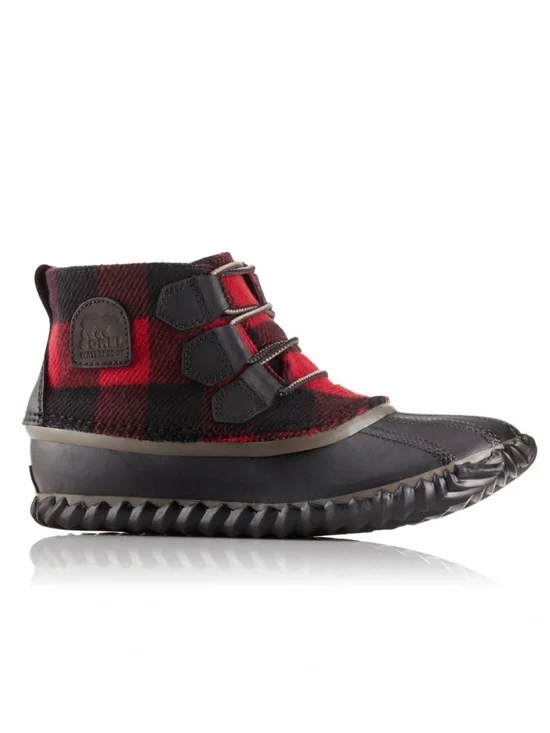 Sorel Out ‘n About Buffalo Plaid Waterproof Boots in Black Red Size‎ 6