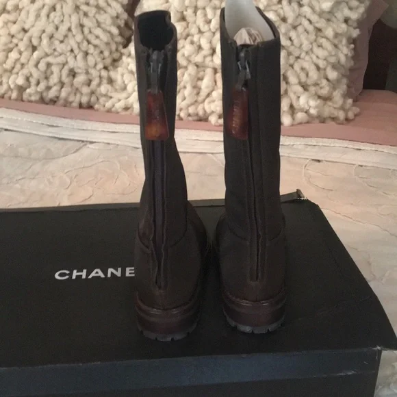 Chanel authentic rain‎ boots