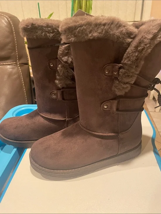 Arizona Jean Company Women's Dark Brown Faux Suede Winter Boots
