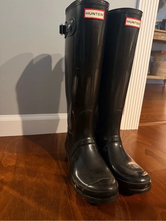 Hunter Black Gloss Tall Rain Boots with Red Logo Trim