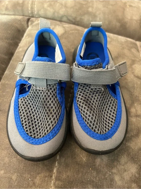 wonder nation Gray and Blue Kids Water Shoes with Velcro Strap