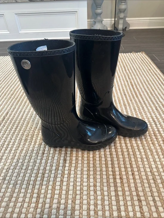Ugg Rain boots