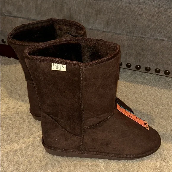 ESKIS Brown Boots Faux Fur Lined womens 8 NWT