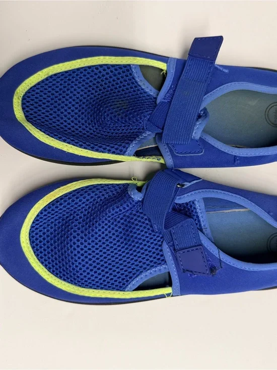 wonder nation Blue & Neon Yellow Kids Mesh Water Shoes