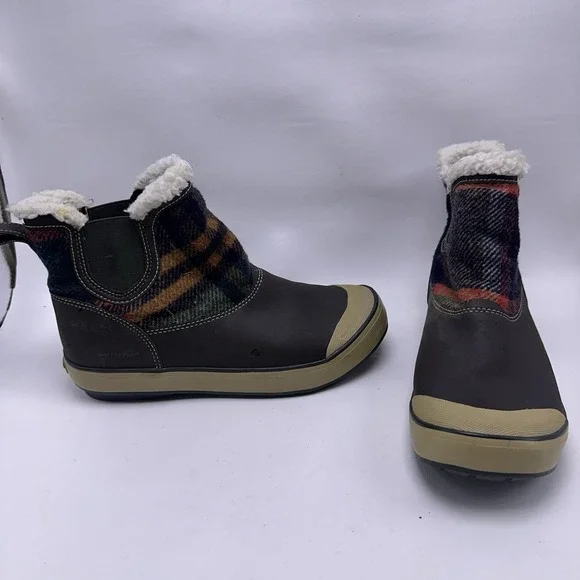 KEEN Elsa Chelsea Boots Size 8 Women Coffee Bean Plaid Wool Waterproof Insulated