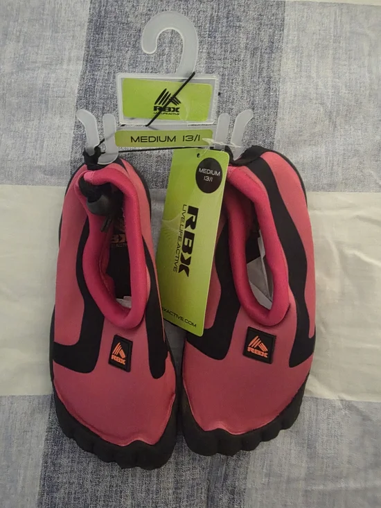 RBX Girla Pink and Black Aqua Socks - Slip-On Water Shoes Sz Medium 13/1 NWT