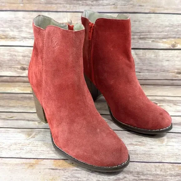 RWC Womens Red Suede Block Heel Western Ankle Boots 37/7