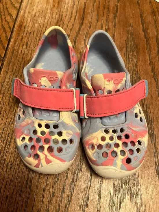 Plae Mimo Shoes Kids 8 Water Sneakers - pink, white and blue
