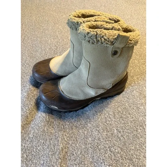 THE NORTH FACE US 9.5 Waterproof Primaloft Insulated Snow Boots