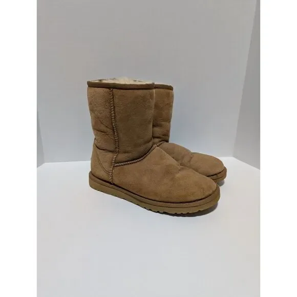UGG Classic‎ Short Chestnut Suede Sheepskin Shearling Winter Boots Women's 6