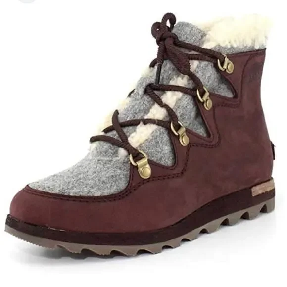 Sorel Joan of Arctic Sneakchic Alpine Holiday Boot Fleece Brown Gray 9 Winter