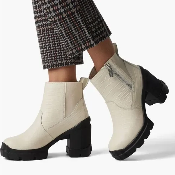 NIB Sorel Caribou X Heel Chelsea Boot Chalk White Waterproof Platform $180