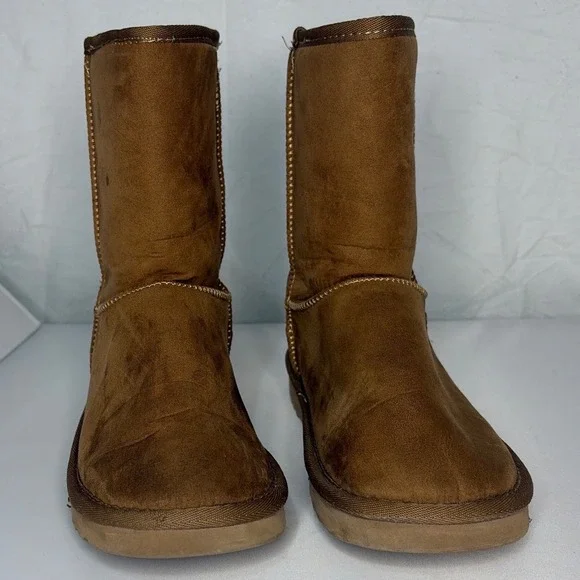 UGG Australia Classic Mid Calf Boots Camel Brown Faux Shearling Lined Size 7