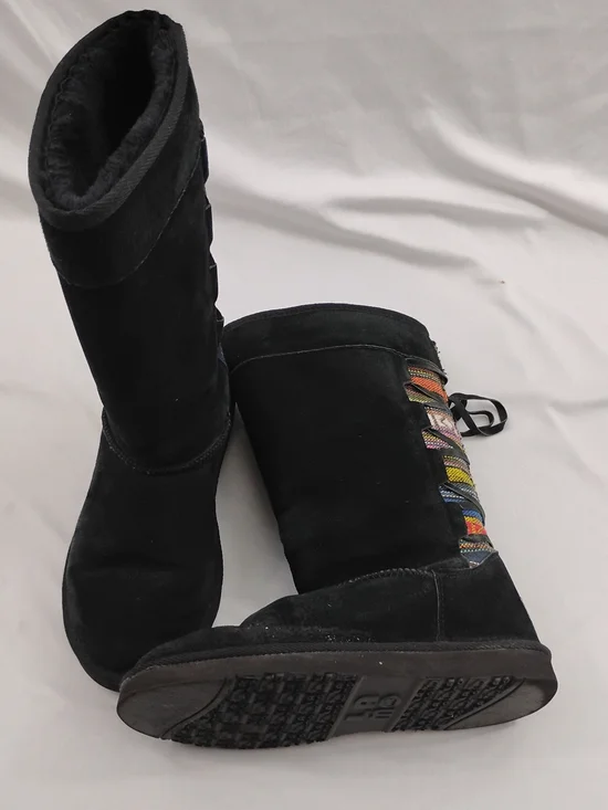 Lamo Black Women's Suede Winter Boots with Colorful Lace Detail