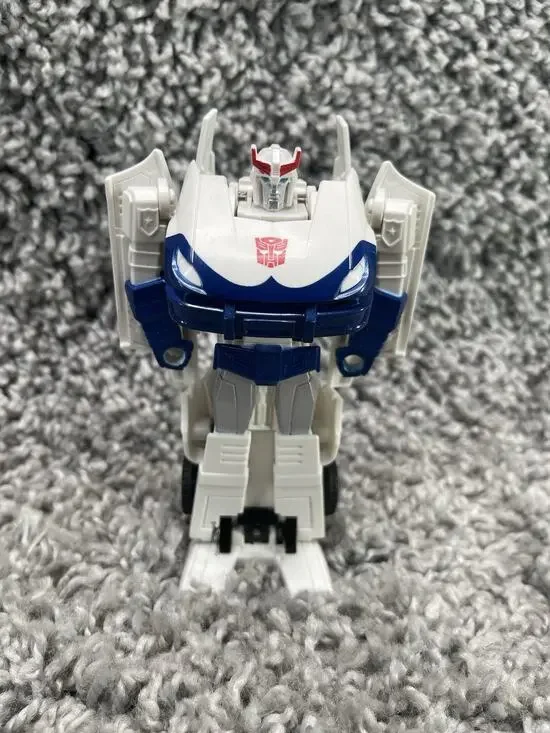 Transformers Cyberverse Action Attackers 1 Step Changer Prowl action figure Toy